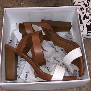 Brown sandal heel (size 10) worn once!
